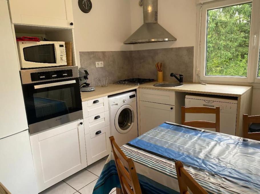 Petite Maison En Auvergne Giat Exteriér fotografie